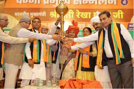 Nov 30 MCD bypoll: Rekha Gupta holds back-to-back public meetings, rallies