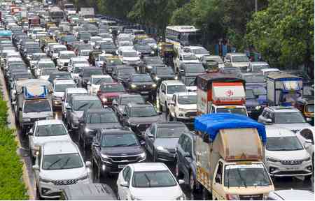 Mumbai to get 'Underworld Network,’ entire city to be traffic free in three years: CM Fadnavis