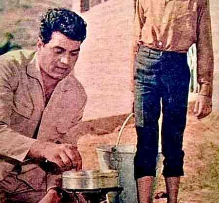 'Irreparable loss for Indian art world': Rahul Gandhi pays tribute to superstar Dharmendra