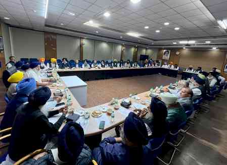 Akali Dal urges Centre, Punjab govt not to interfere in Sikh religious affairs