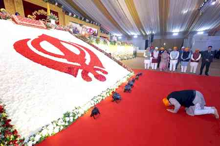 HM Shah pays tribute to ‘Hind Ki Chadar’ Guru Tegh Bahadur