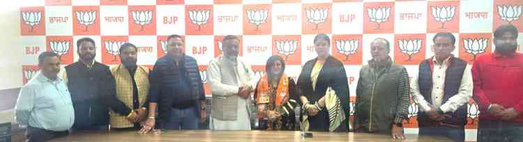 Social worker Monica Sood from Ludhiana West constituency joins BJP