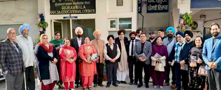 ਗੁਜਰਾਂਵਾਲਾ ਗੁਰੂ ਨਾਨਕ ਖਾਲਸਾ ਕਾਲਜ ਵੱਲੋਂ ਨਵੇਂ ਪਰਵਾਸੀ ਮਸਲਿਆਂ 'ਤੇ ਭੁਪਿੰਦਰ ਮੱਲ੍ਹੀ , ਰਵਿੰਦਰ ਸਹਿਰਾਅ, ਪ੍ਹੋ. ਮਨਜੀਤ ਸਿੰਘ ਛਾਬੜਾ ਤੇ ਗੁਰਭਜਨ ਗਿੱਲ ਵੱਲੋਂ ਅੰਤਰ ਰਾਸ਼ਟਰੀ ਵਿਚਾਰ ਚਰਚਾ