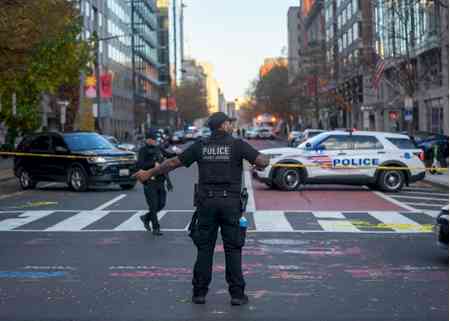 US suspends Afghan immigration requests after attack on National Guardsmen in Washington