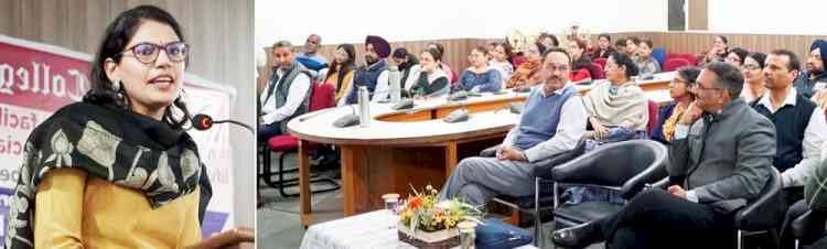 दोआबा कॉलेज में जीवन कौशल के विकास में अध्यापक की भूमिका पर संगोष्ठी आयोजित