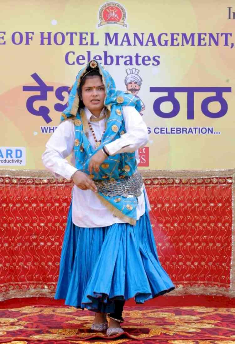 आईएचएम में देशी ठाठ कार्यक्रम में दिखी हरियाणवी संस्कृति और खानपान की झलक