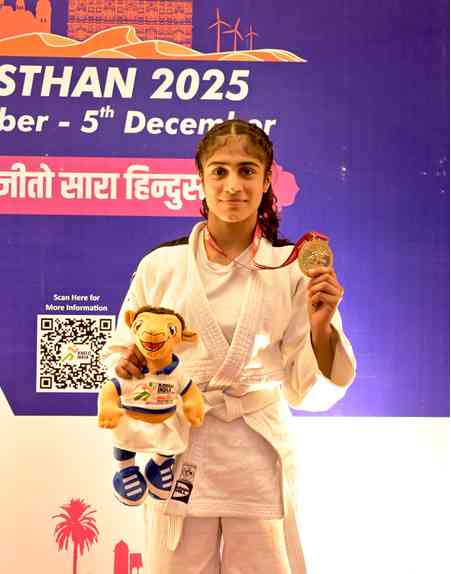 KIUG 2025: Father broke his FD for a dream, judoka Jaanvi repays it with gold in Udaipur