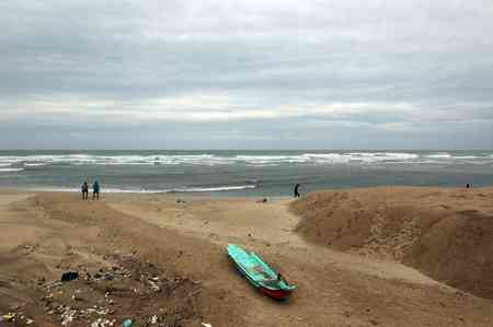 TN govt asks public to stock essential commodities as Cyclone Ditwah advances