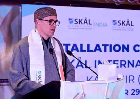 J&K CM launches SKAL International club in Kashmir to boost tourism