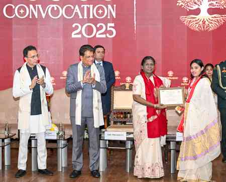 President Murmu highlights efforts to expand footwear sector