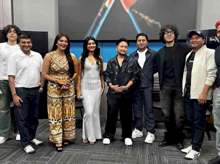 “Kariyaa Haan” Takes Over the Internet — Pawandeep & Priyanshi Shine in Desi Tadka Music’s Power-Packed Release