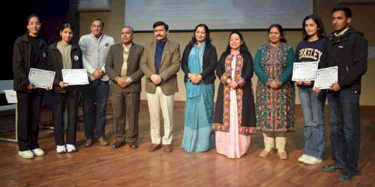 Hemiptera Wins Inter-College Entomology Quiz