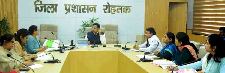 बेटी बचाओ-बेटी पढाओ के तहत रोहतक में मिशन ‘सुकन्या सुरक्षा’ तेजः उपायुक्त सचिन गुप्ता