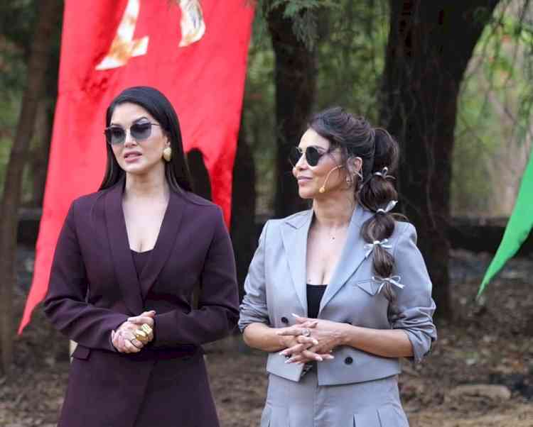 Nikita Rawal Stunned by Sunny Leone’s Command Over Hindi on the Sets of Real Men Unleashed