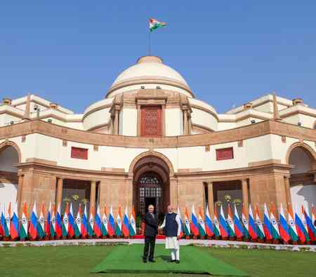 Welfare of world only through path of peace, says PM Modi in meeting with Putin
