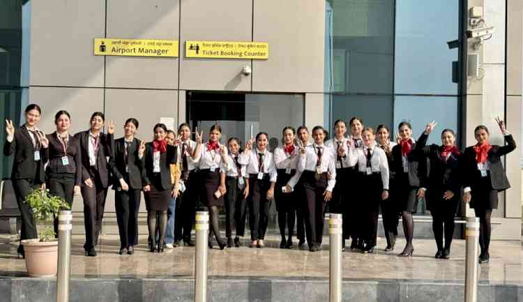 KMVites undertake an Educational Field Visit to Adampur Airport