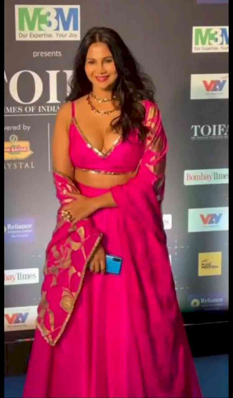 Rupali Suri’s Mesmerising Red-Carpet Charm