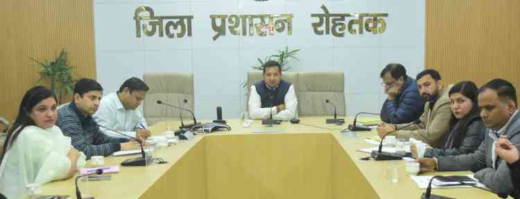 DC Sachin Gupta directs to Complete Water Drainage from Remaining Agricultural Land by 15 December.