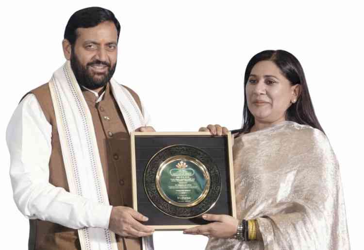 Haryana CM felicitates Dr Monica B Sood