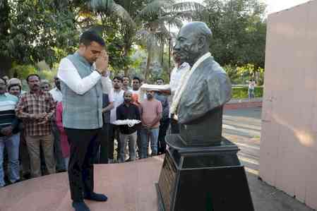 Gujarat: 195 applicants granted Indian citizenship at Ahmedabad camp