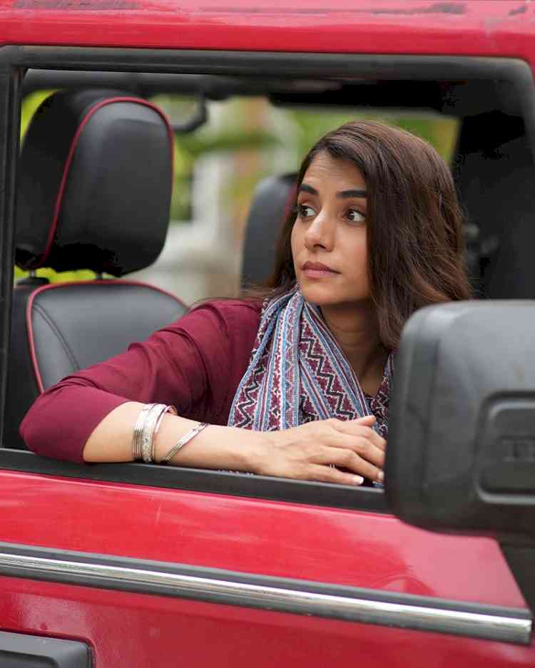 “That mix of drive and softness is what made Antara irresistible to play,” Malhaar Rathod on Her Role in Amazon MX Player’s Aukaat Ke Bahar