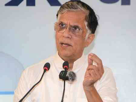 Pawan Khera's post on media outlet deal invites Rs 100 crore defamation notice