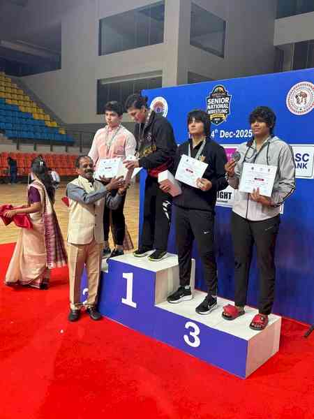 Sr National Wrestling C'ship: Antim, Manisha and Nisha Dahiya win gold medals