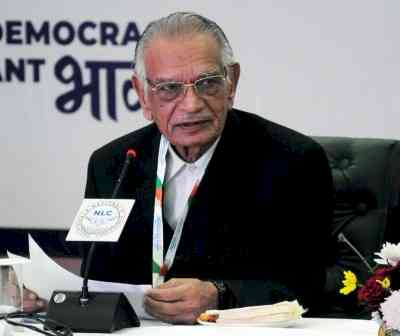 'Dignified leader has left us': Tributes pour in for Shivraj Patil