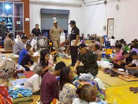 Thai military destroys two Cambodian military targets via airstrike