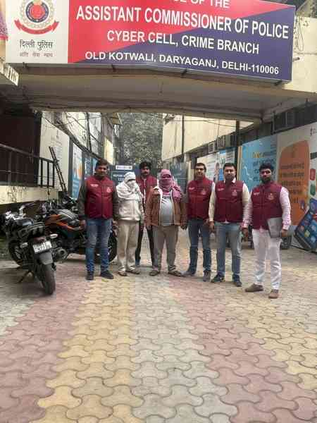 Delhi Police bust spurious drug racket; unearth manufacturing unit, arrest two