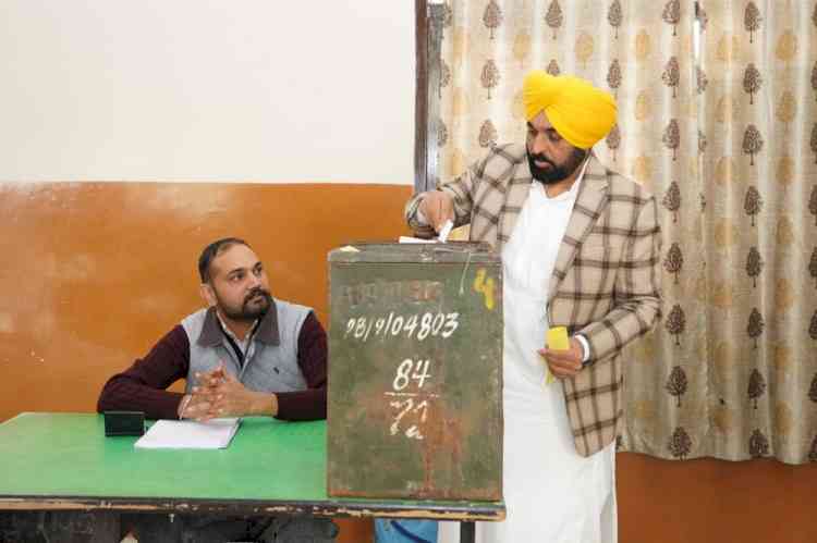Bhagwant Mann casts vote in his native village