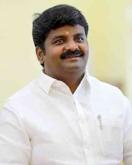 AIADMK leader attacks DMK over ‘vacancies crisis’ in govt hospitals