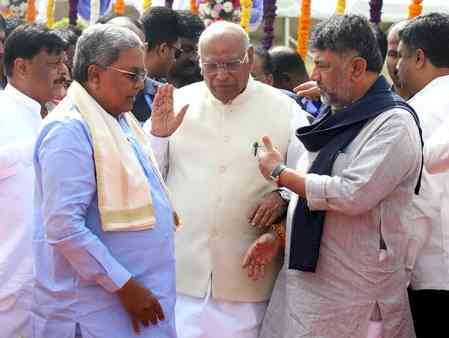 Congress: The hold of satraps on the grand old party 