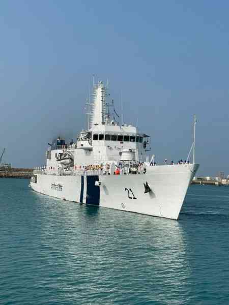 Indian Coast Guard ship Sarthak marks historic arrival in Iran’s Chabahar port 