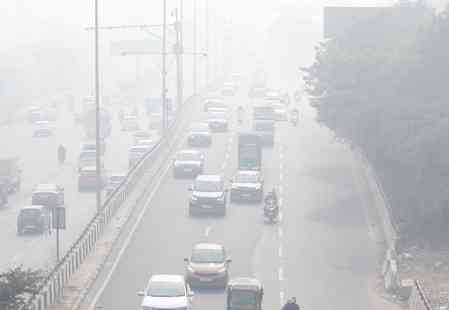 Delhi enforces 'No PUC, No Fuel' rule from today; bars BS-VI vehicles from outside 
