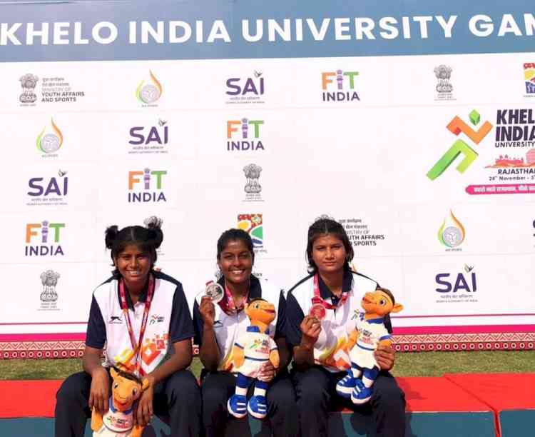 ਦੋਆਬਾ ਕਾਲਜ ਦੀ ਮਹਿਲਾ ਫੁੱਟਬਾਲ ਟੀਮ ਨੇ ਖੇਲੋ ਇੰਡੀਆ ਯੂਨਿਵਰਸਿਟੀ ਗੇਮਸ ਵਿੱਚ ਜਿੱਤਿਆ ਸਿਲਵਰ ਮੇਡਲ