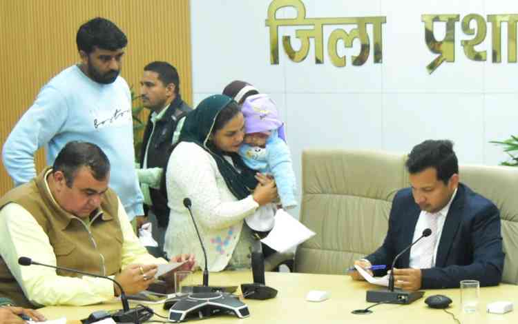 All Pending Complaints on Portals Must Be Resolved Immediately: DC Sachin Gupta