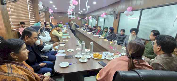 MLA Chhina, zonal commissioners hold meeting with councillors; took feedback and issue directions to expedite devp works