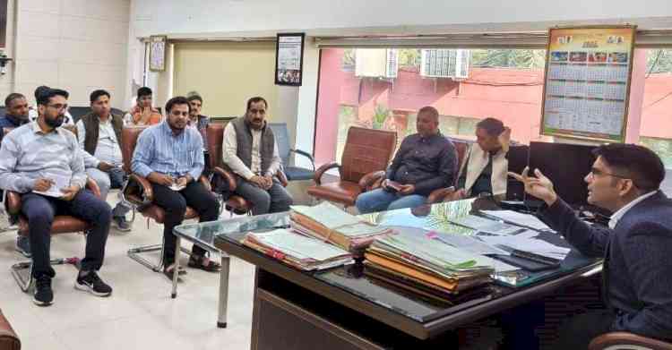 निगमायुक्त डॉ. आनंद शर्मा ने सौंदर्यीकरण के कार्यों में तेजी लाने के निर्देश दिए
