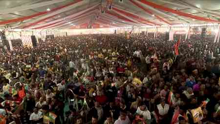 Like Ganges, victory of BJP will flow from Bihar to West Bengal: PM Modi