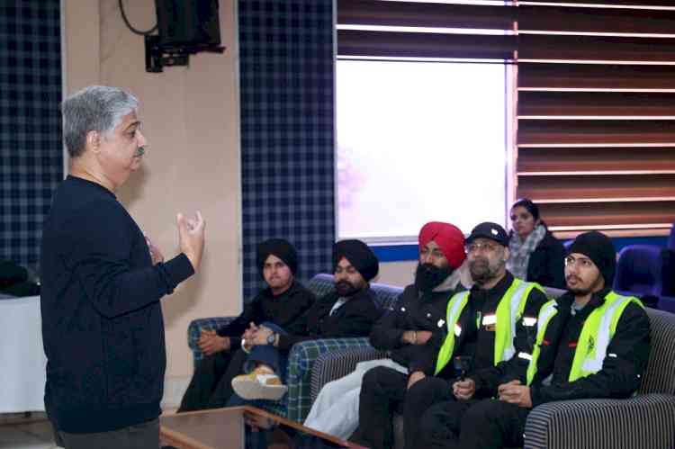 Fortis Mohali Leads Emergency Preparedness Drive, Trains Bikers in CPR and Road Safety