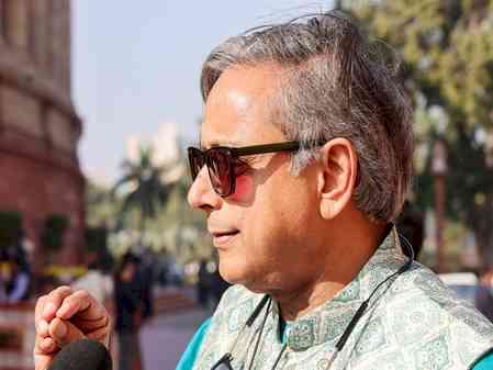 Hijab row: Shashi Tharoor slams CM Nitish; Bihar Guv calls it 'unfortunate controversy'