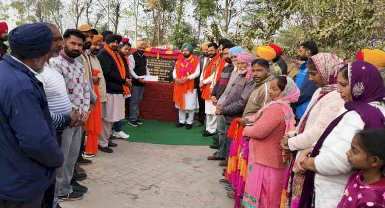 Punjab govt fulfills long-pending demand as Minister Mundian hands over 5-marla residential plots 61 needy families