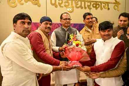 Govt allocating more funds to ensure payment of salaries to Rozgar Sahayaks: Shivraj Chouhan