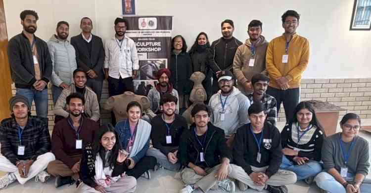 SUPVA Students Participate in Sculpture Workshop at Historic Site of Rakhigarhi