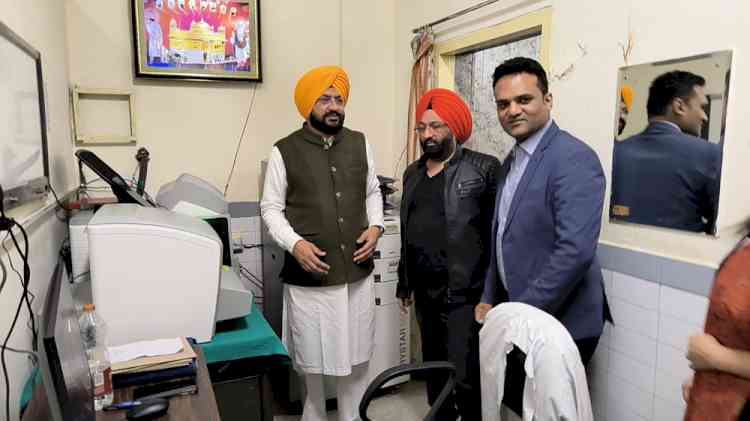 Minister Sond inaugurates new computerized radiography machine at Civil Hospital