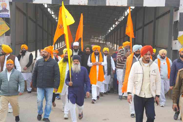 Cabinet Minister Sond undertakes foot march from Khanna to Fatehgarh Sahib with devotees to pay obeisance to martyrdom of Sahibzadas