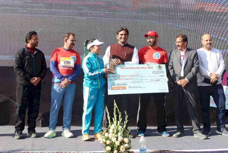 Dharamshala Marathon Held Amid Kangra Valley Carnival 2025