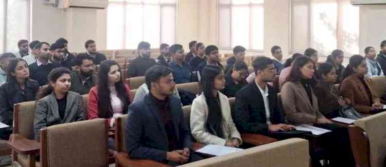 कैंपस प्लेसमेंट ड्राइव में 225 छात्रों का पंजीकरण