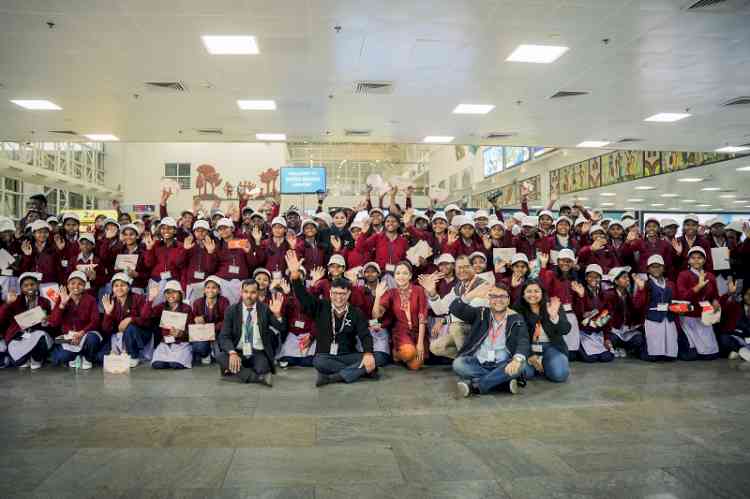Air India Express celebrates Christmas with joy flight experience for children  